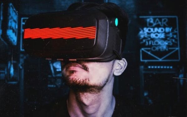 VR