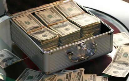 Cash money. Credit: Semtrio