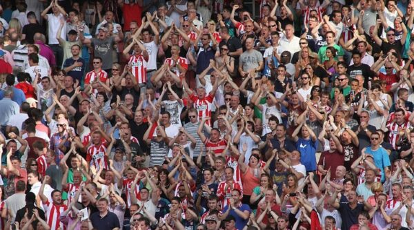 Sunderland fans. Credit: Ronnie Macdonald, Wikimedia Commons