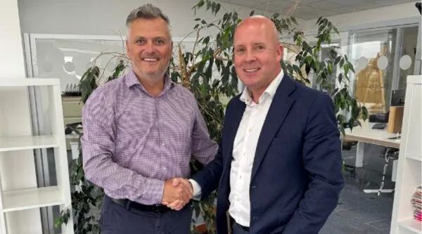 (L-R) Duar Fleming, MD of EnviroCentre and Nick Dilworth, CEO of Cura Terrae.