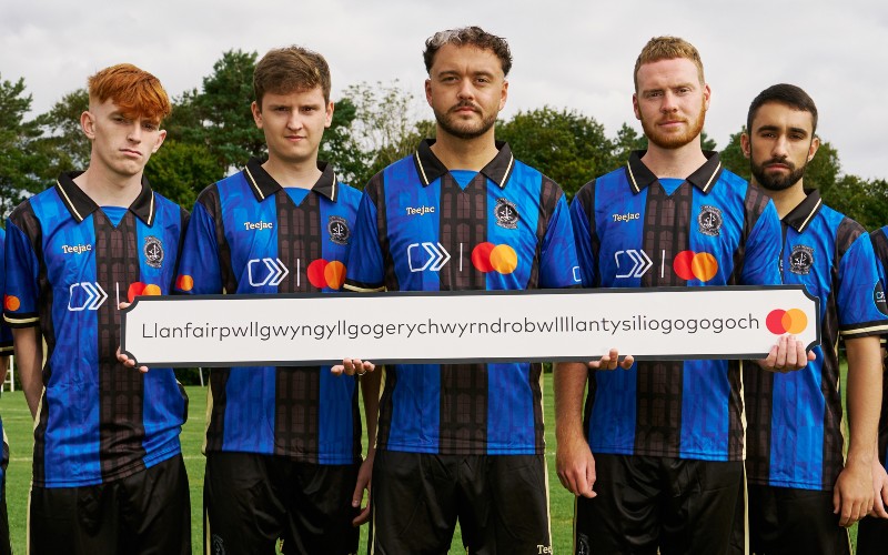 CPD Llanfairpwllgwyngyllgogerychwyrndrobwllllantysiliogogogoch FC and Mastercard