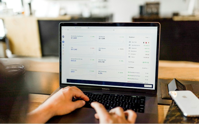 Stats on laptop. Credit Austin Distel, Unsplash