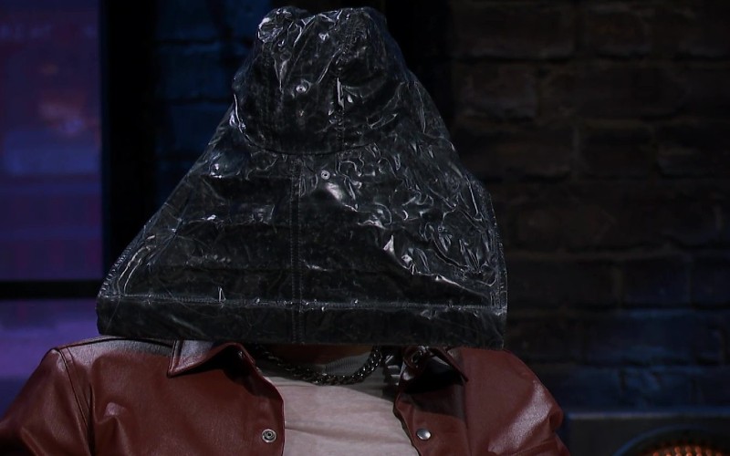 Dragon Steven Bartlett wears one of L’Hood's products