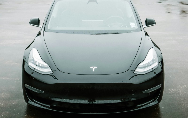Tesla. Credit: Austin Ramsey, Unsplash