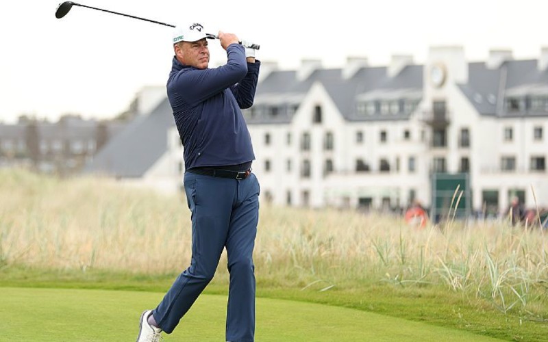 Peter Jones has bought American Golf