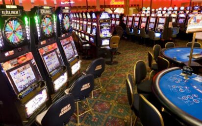 Casino. Image by Kym Koch Thompson, Wikimedia Commons