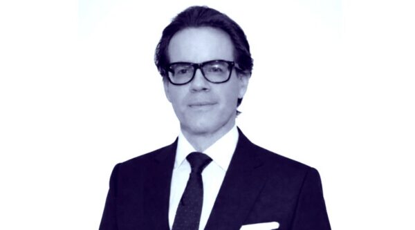 Altitude chair Alexander Brennan