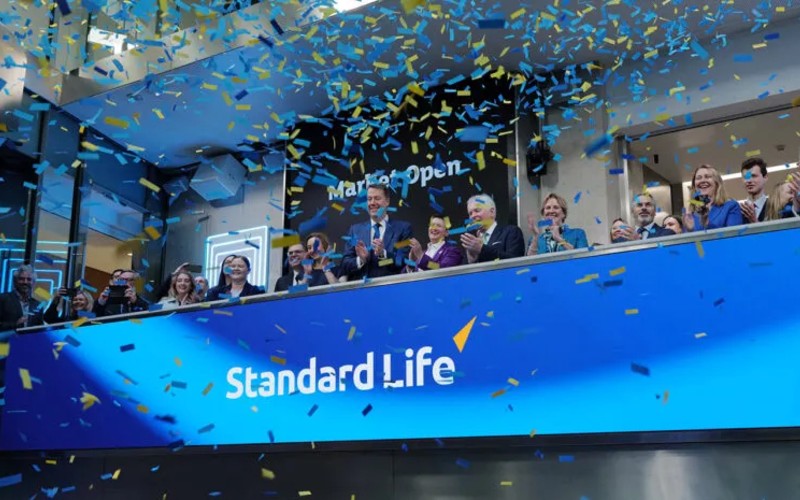 Standard Life opens London Stock Exchange