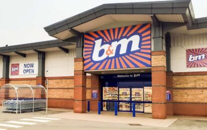 B&M store