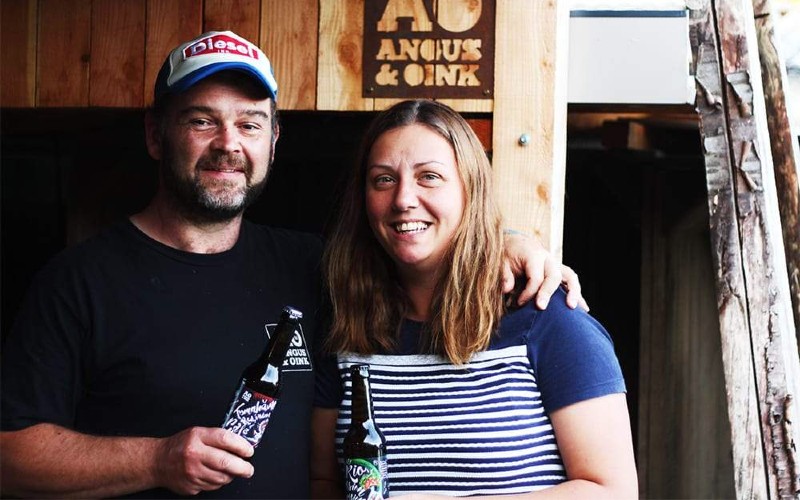 Malissa & Scott Fraser – Angus & Oink