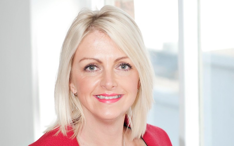 Suzanne Waring – The Helping Hands Group
